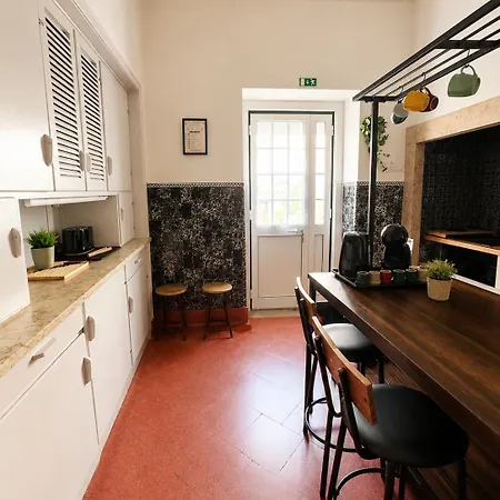 Casa Do Jardim Bed and Breakfast